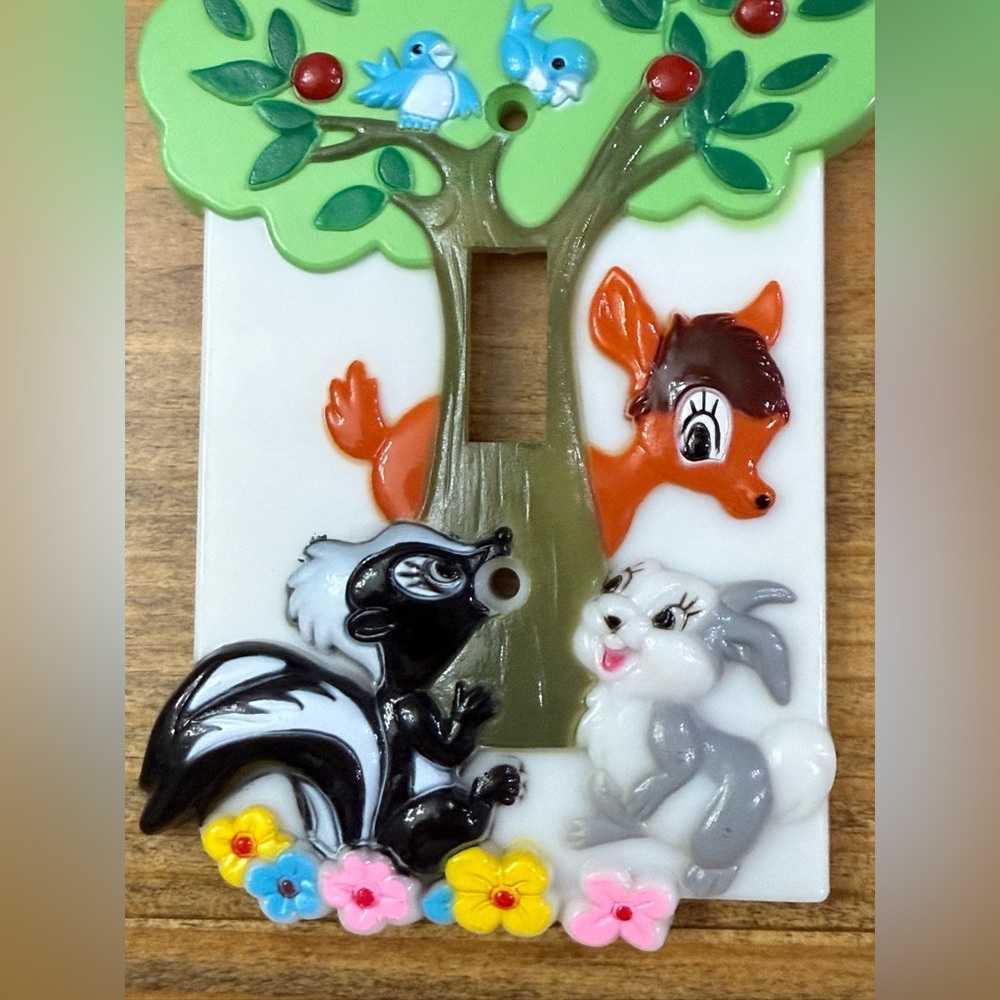 VTG 1976 Disney Bambi and Friends Single Light Switch Cover - Picture 4 of 4